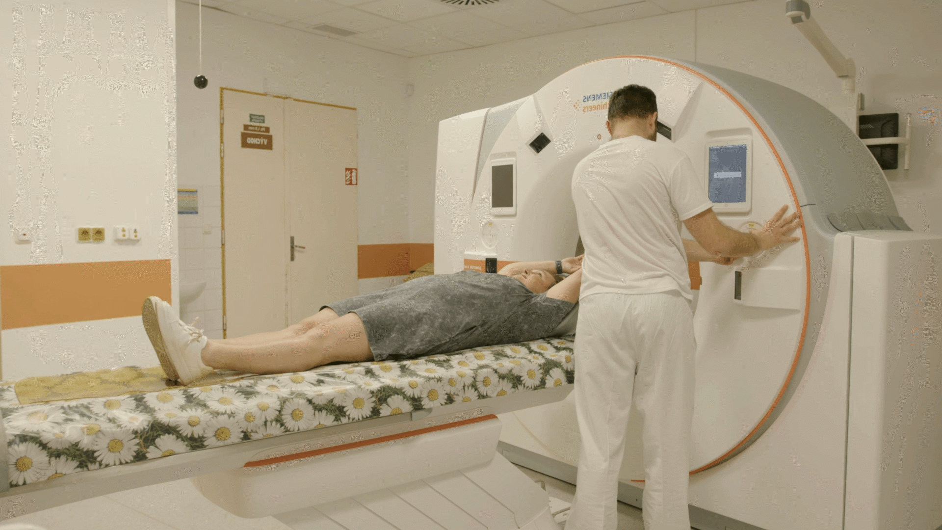 CT lung cancer screening scan